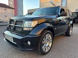 Dodge Nitro SXT 2.8 CRD Leder Automatik 4x4 - Dodge Nitro mit Schiebedach
