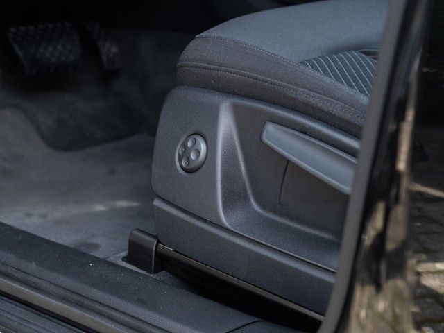 Q5 50 TFSI e quattro MATRIX+NAVI+RFK+STANDKLIMA