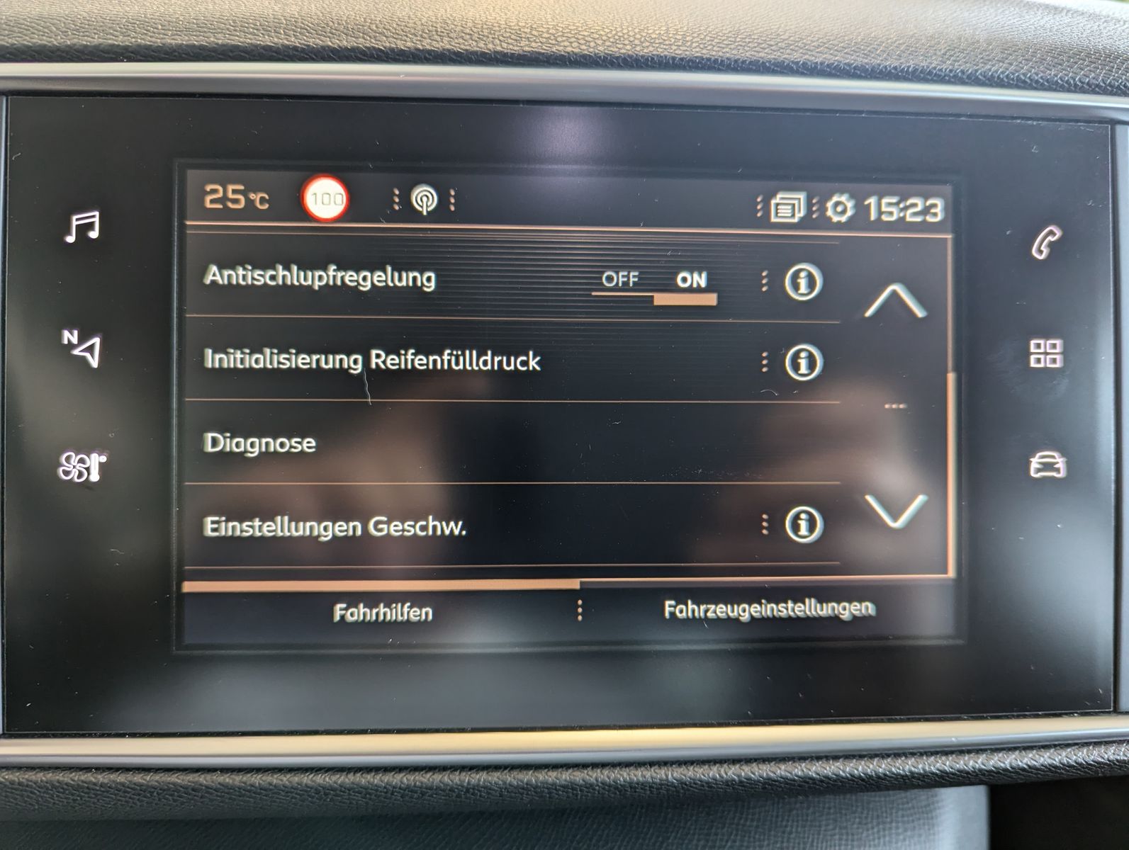 PEUGEOT 308 1.2 e-THP Allure Full-LED-Paket Kamera Navi+ - Image 24