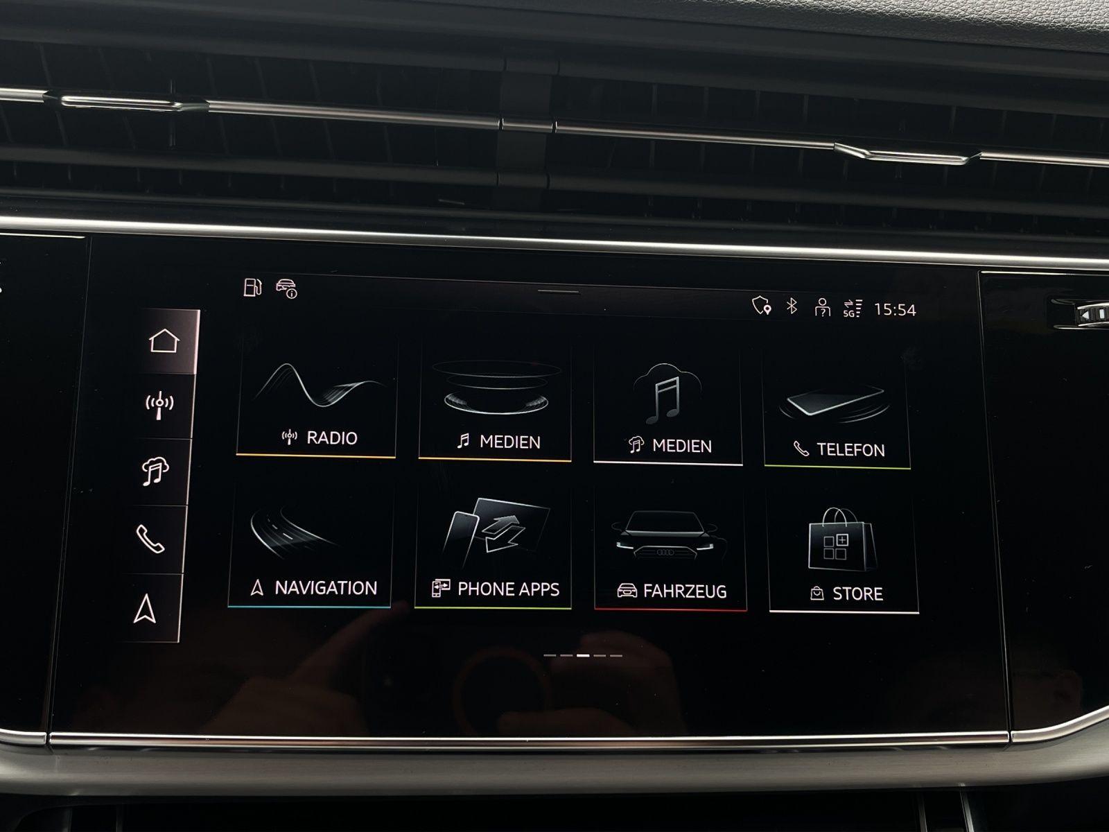 Audi Q8 TFSI e Q S LINE LEDER AHK LM22