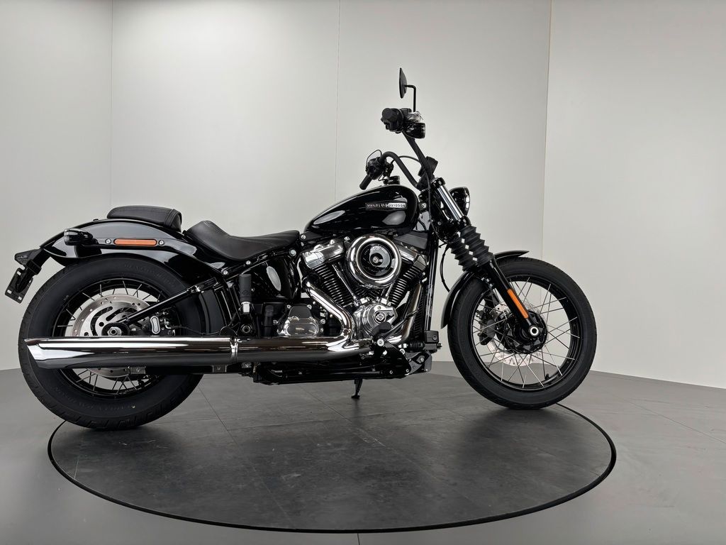 Fahrzeugabbildung Harley-Davidson STREET BOB 117 *NEUWERTIG *1.HAND
