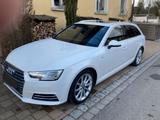 Audi A4 2.0 TDI S-Line Sport TOP Ausstattung - Audi A4: Weiß, Kombi, Line