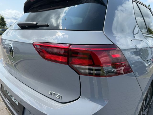 Golf 8 VIII R-Line 1.5 eTSI Navi ACC Apple CarPl