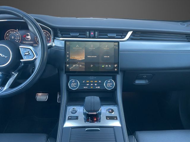 Fahrzeugabbildung Jaguar F-Pace P400 R-Dynamic HSE Pano Standheizung