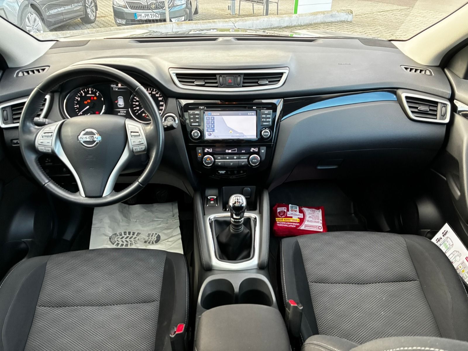 Fahrzeugabbildung Nissan Qashqai 115PS 6-Gang*360°Cam*NAVI*AHK*