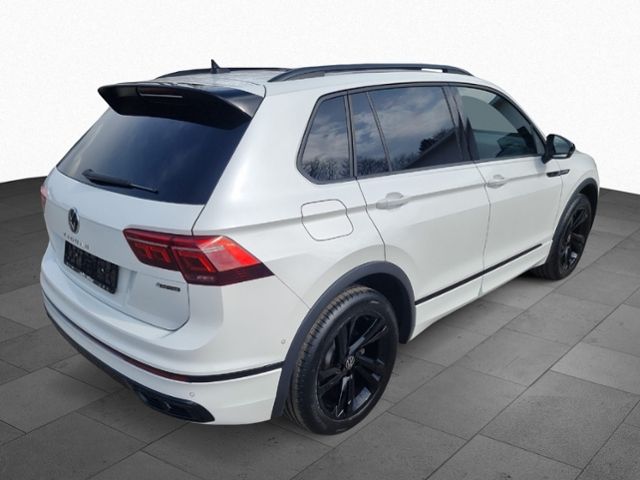 Fahrzeugabbildung Volkswagen Tiguan R-LINE 2,0 TDI DSG 4MOTION PANO AHK EASY