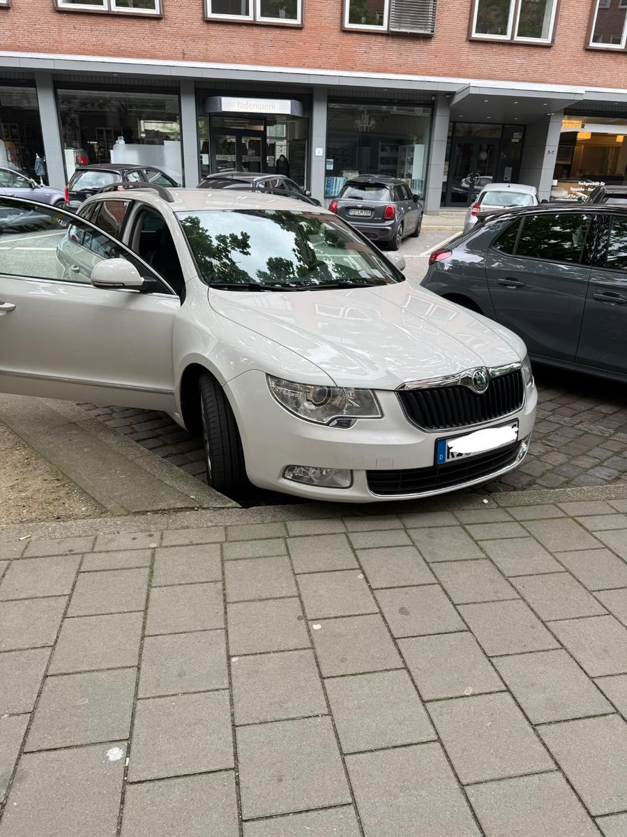 Skoda Superb 2010 — engine 1.798 cm³, 160 HP (118kW)