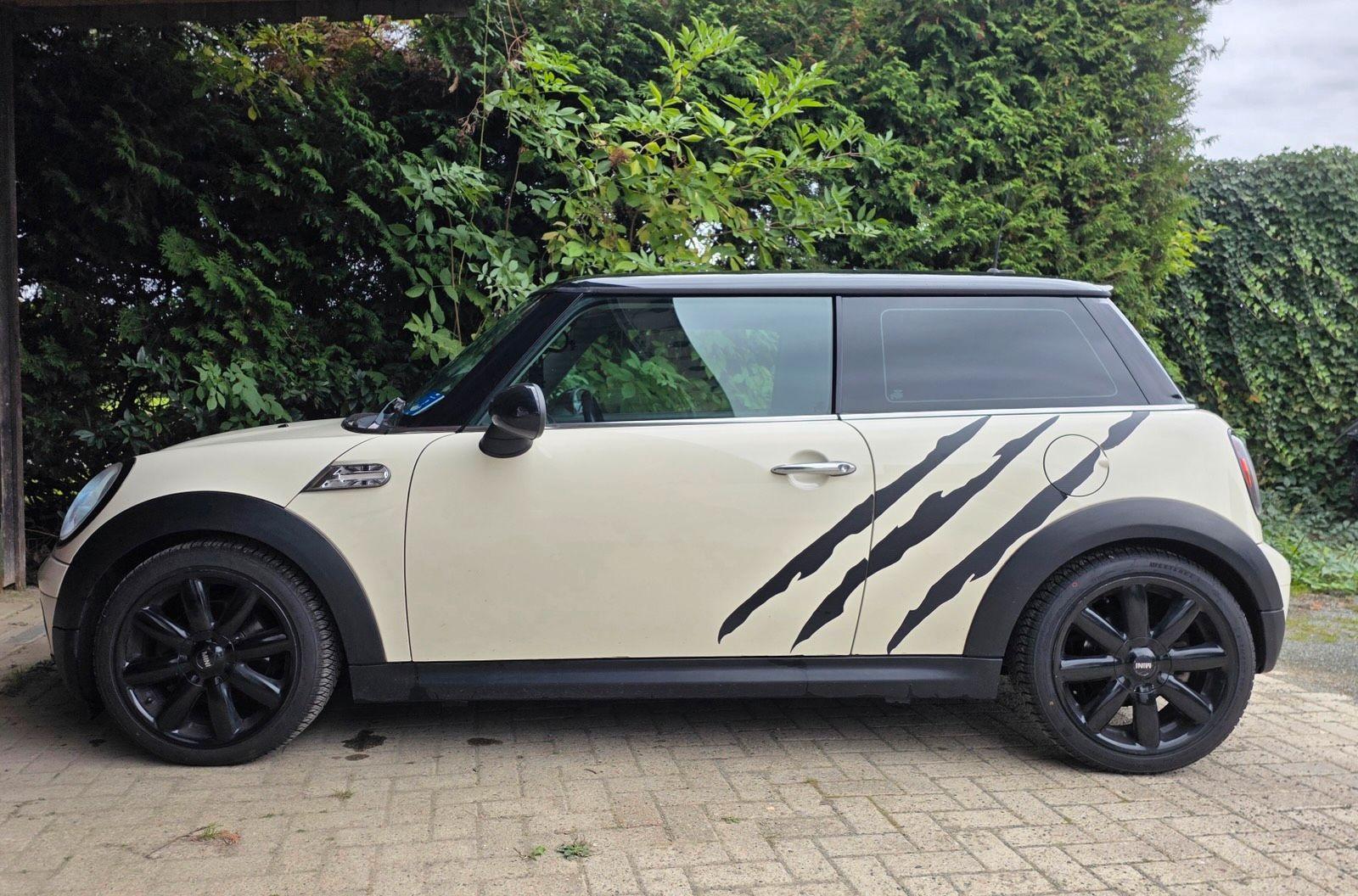 MINI Cooper D