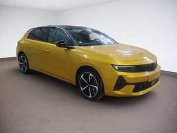Fotografie des Opel Astra 1.2 Turbo GS