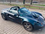 Lotus Elise 111 - Lotus Elise mit Benzin-Antrieb: Leder