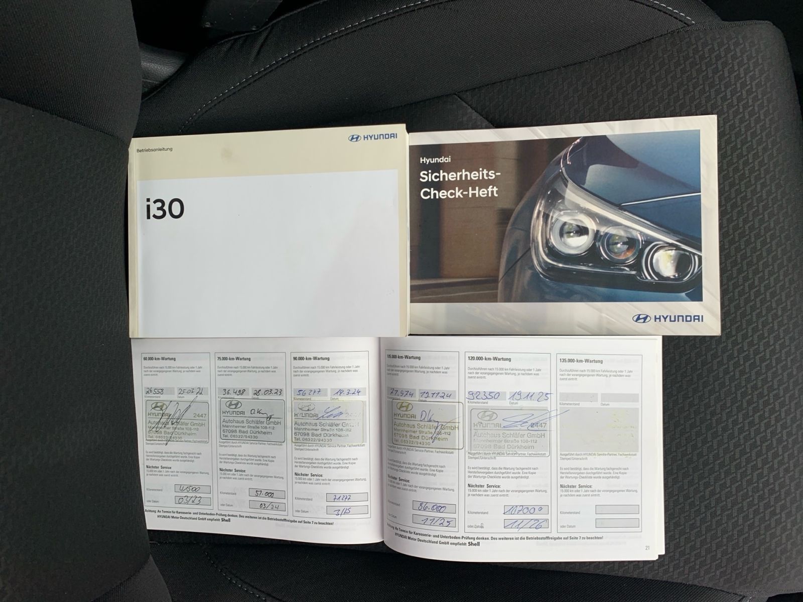 Fahrzeugabbildung Hyundai i30 1.4 T-GDI Trend Navi Kamera Sitzheizung