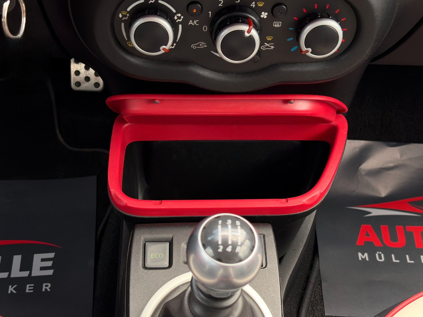 Fahrzeugabbildung Renault Twingo TCe 90 Intens Faltdach Temp. SHZ PDC BT