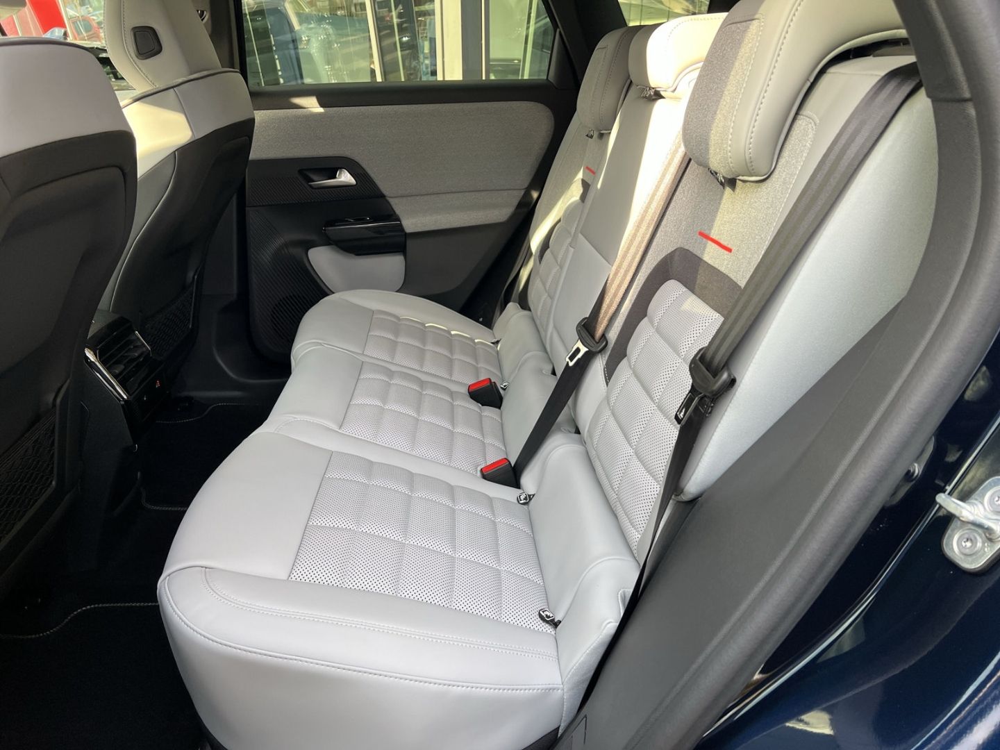 Fahrzeugabbildung Citroën C5 Aircross Elektro 210 Komfort-Range MAX Navi 3