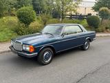Mercedes-Benz 230 CE Coupe´ - Mercedes-Benz 230: 230ce