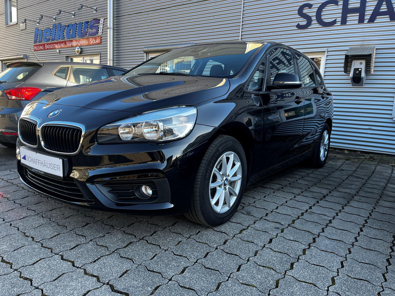 BMW 218i  Active Tourer PDC SHZ LM UVM