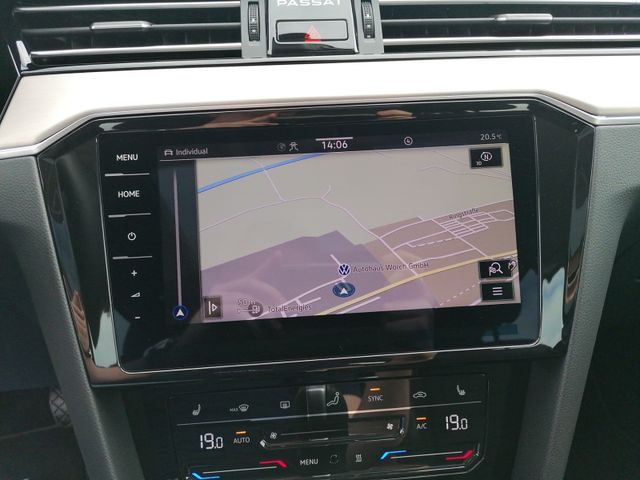 Passat Variant 2.0 TDI SCR DSG Elegance STHZ