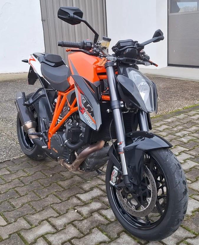 KTM 1290 Super Duke R, großer Service neu, Akrapovic