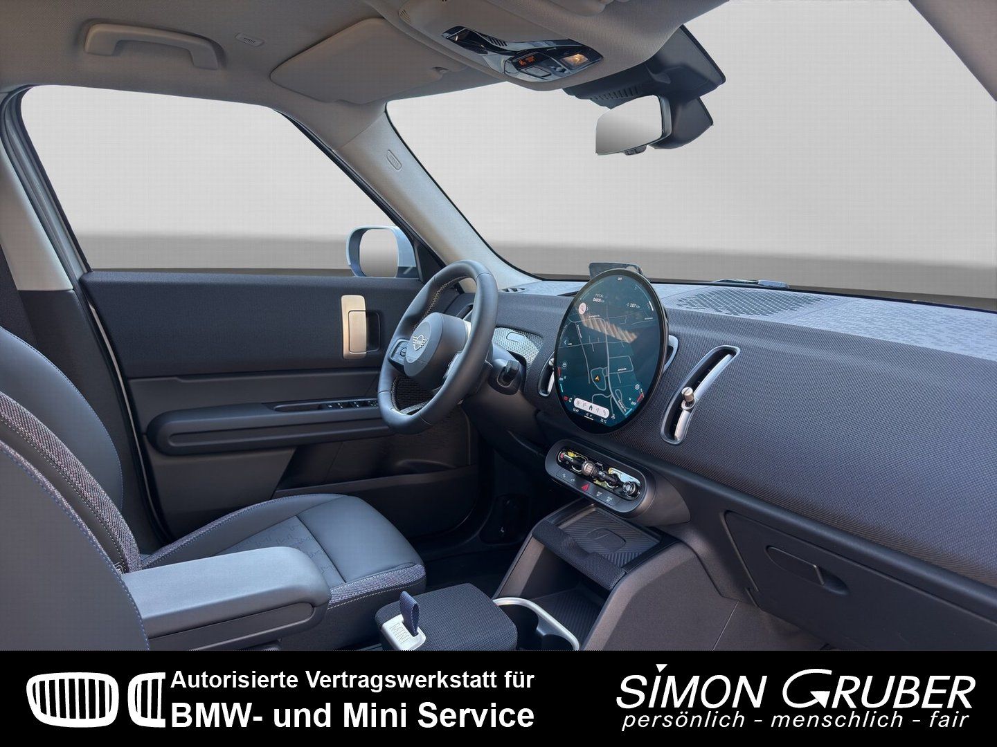 Fahrzeugabbildung MINI Countryman Cooper C Classic Trim Navi HUD LED
