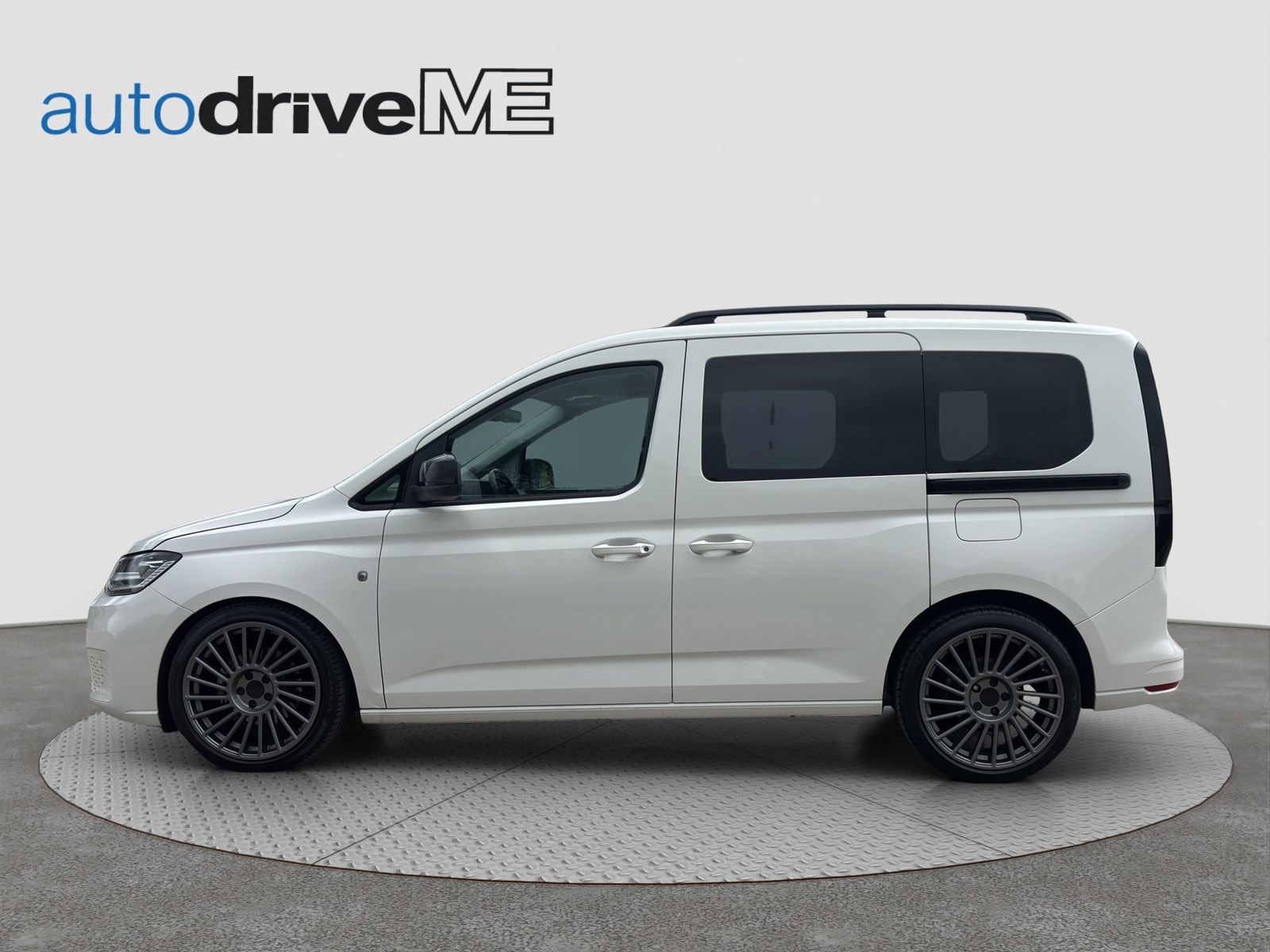 Volkswagen Caddy 2.0 TDI Life LED imagem 3