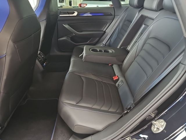 Fahrzeugabbildung Volkswagen Arteon R Shooting 4M TSI DSG PANO IQ LEDER LM20