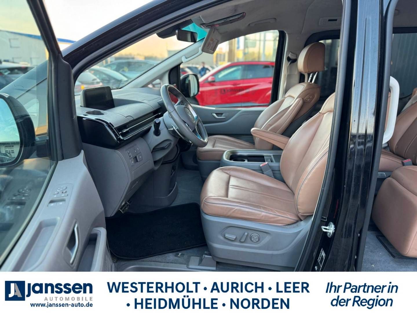 Fahrzeugabbildung Hyundai STARIA 7-Sitzer SIGNATURE