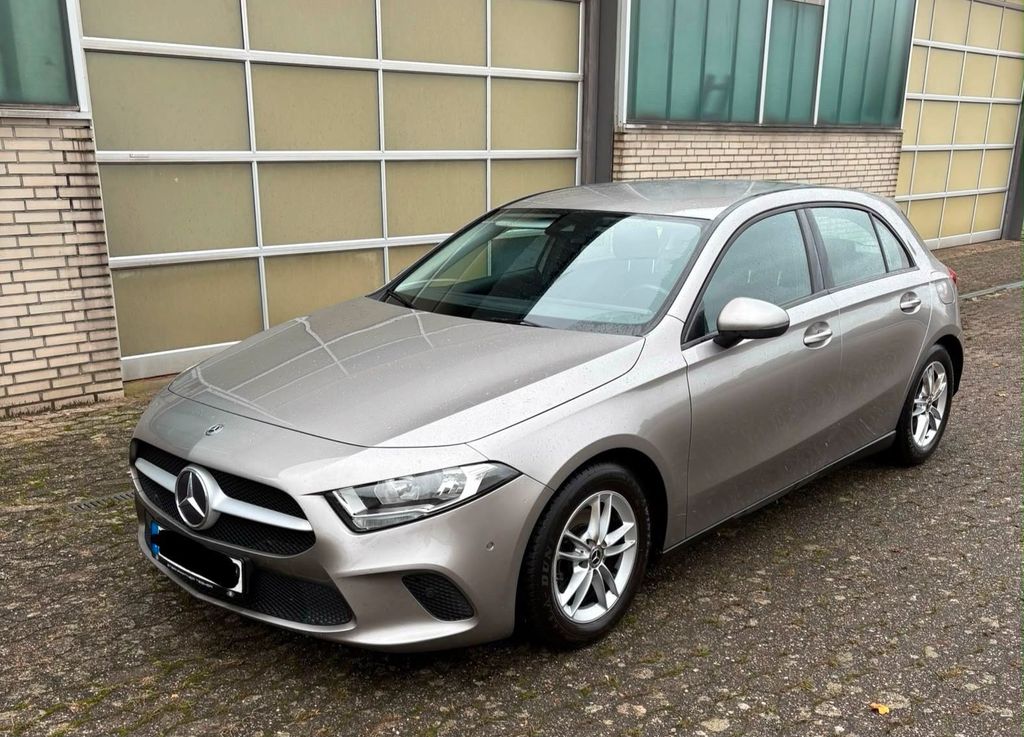 Image of Mercedes-Benz A 180