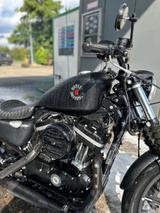 Harley-Davidson Sportster Iron 883 - Offers