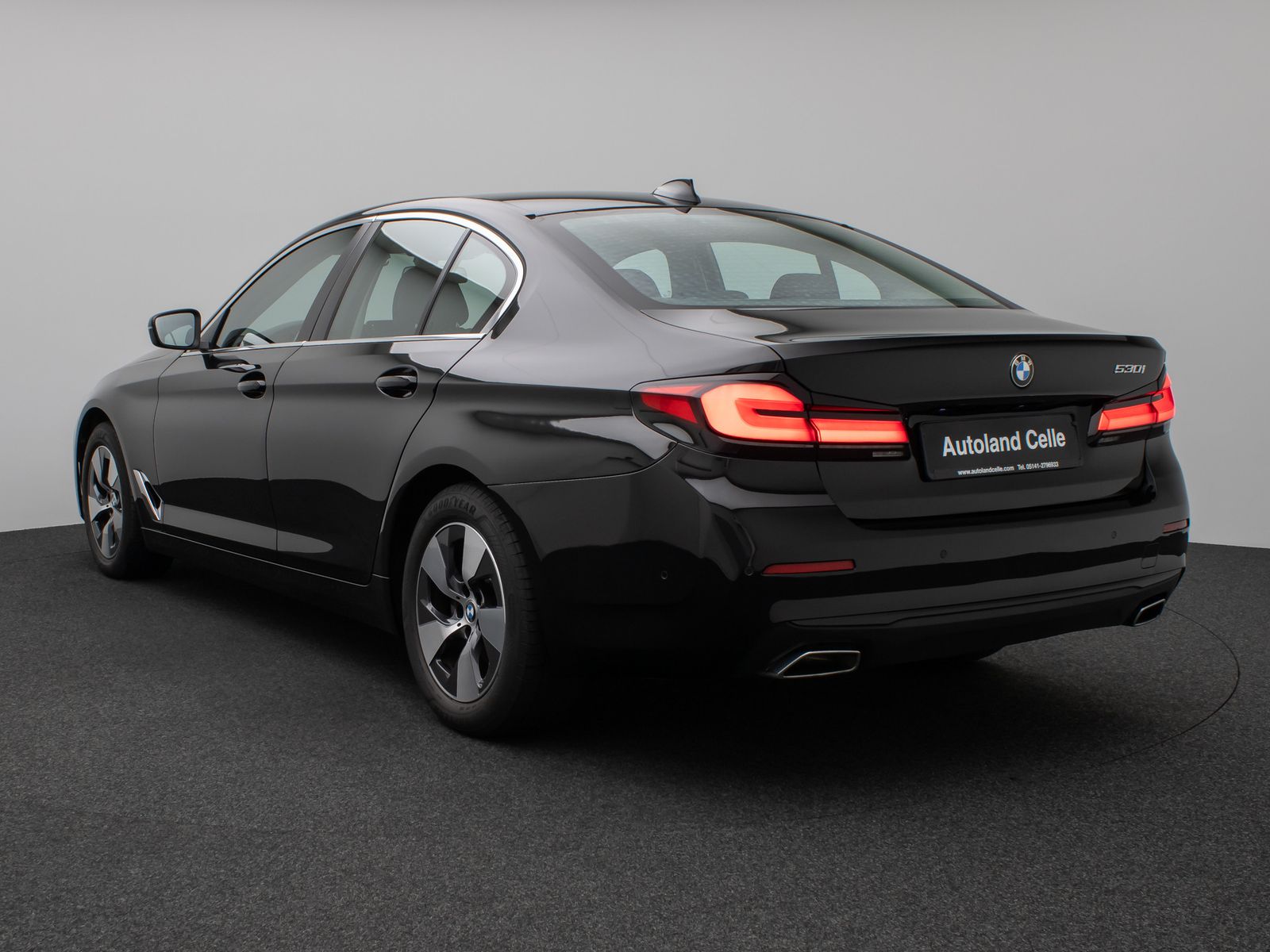 Fahrzeugabbildung BMW 530i Lim.DAB CockPitPro PDC Sitzhzg Alarm LED