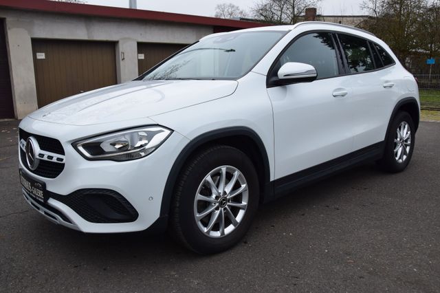 Mercedes-Benz GLA 200 d*ACC*KAMERA*TEILLEDER