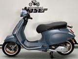 Vespa Primavera 125 Officina 8 sofort Verfügbar - VESPA BLAU ROLLER
