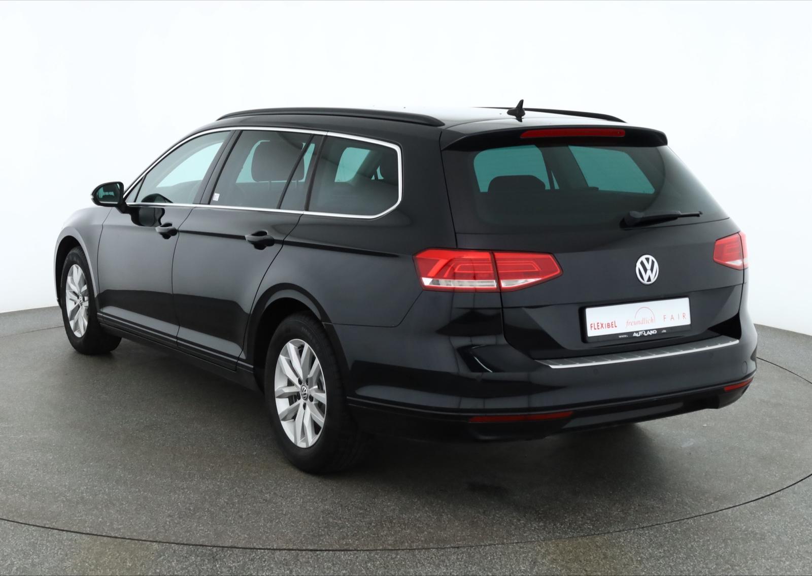 Volkswagen Passat Variant 1.5 TSI Comfortline Navi ACC PDC