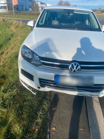 Volkswagen Vw Touareg Unfall 3,0Tdi 017645695952 voll...