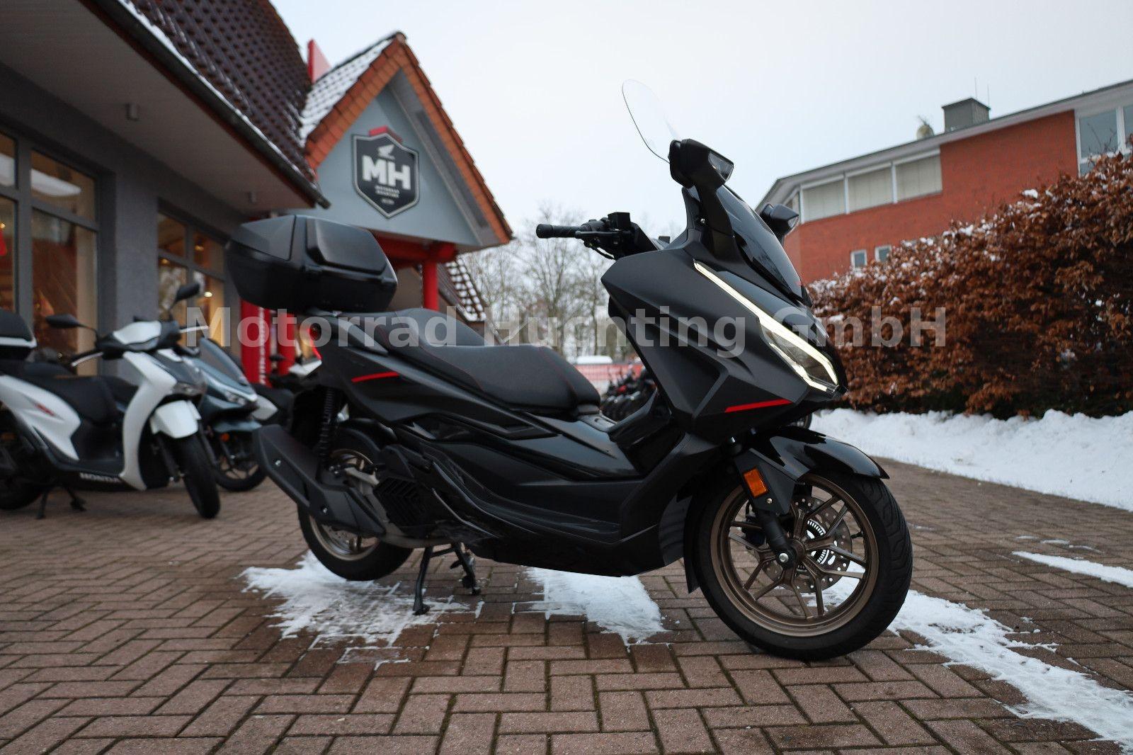 Honda FORZA 125 S ! NSS 125 ! SPECIAL ! WENIG KM ! TOP