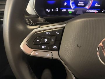 Fotografie des VW T-Cross 1,0l TSI DSG Goal