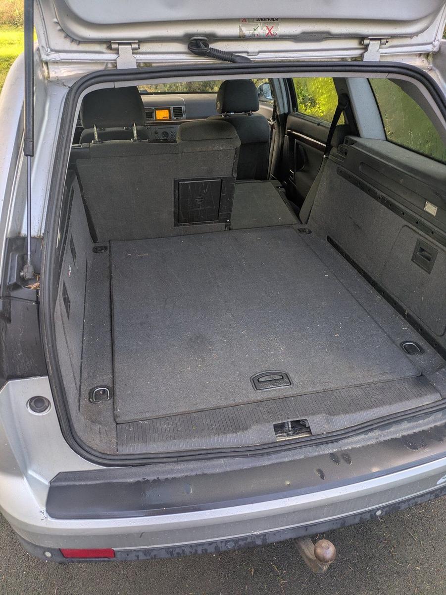 Opel Vectra 2004 — engine 155 HP (114kW)
