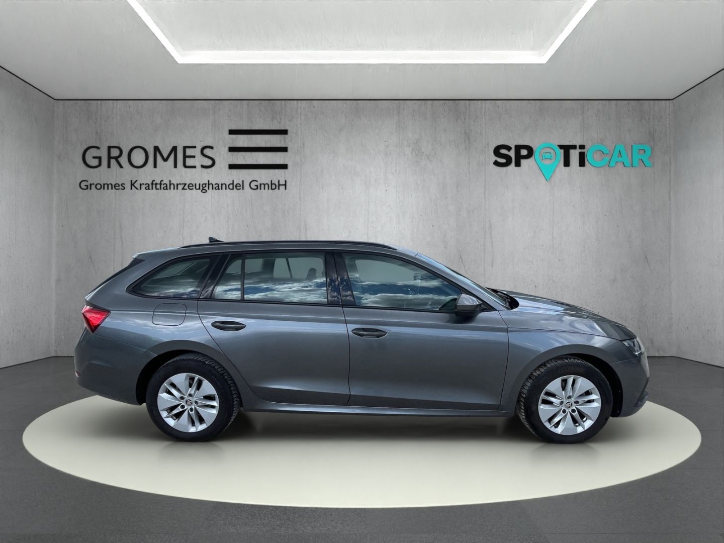 Skoda Octavia Combi Selection DSG LED Apple CarPlay A imagem 2