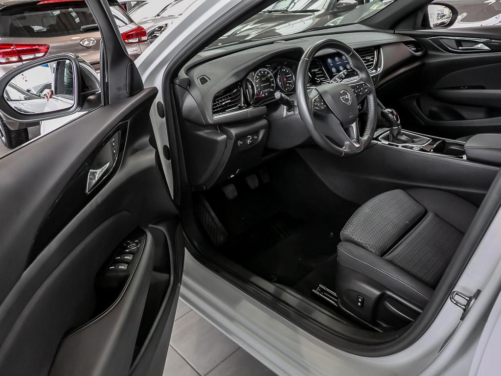 Opel Insignia B Sports Tourer 2.0 Elegance Ergonomie