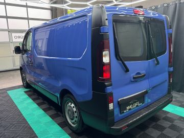 Opel Vivaro - 10