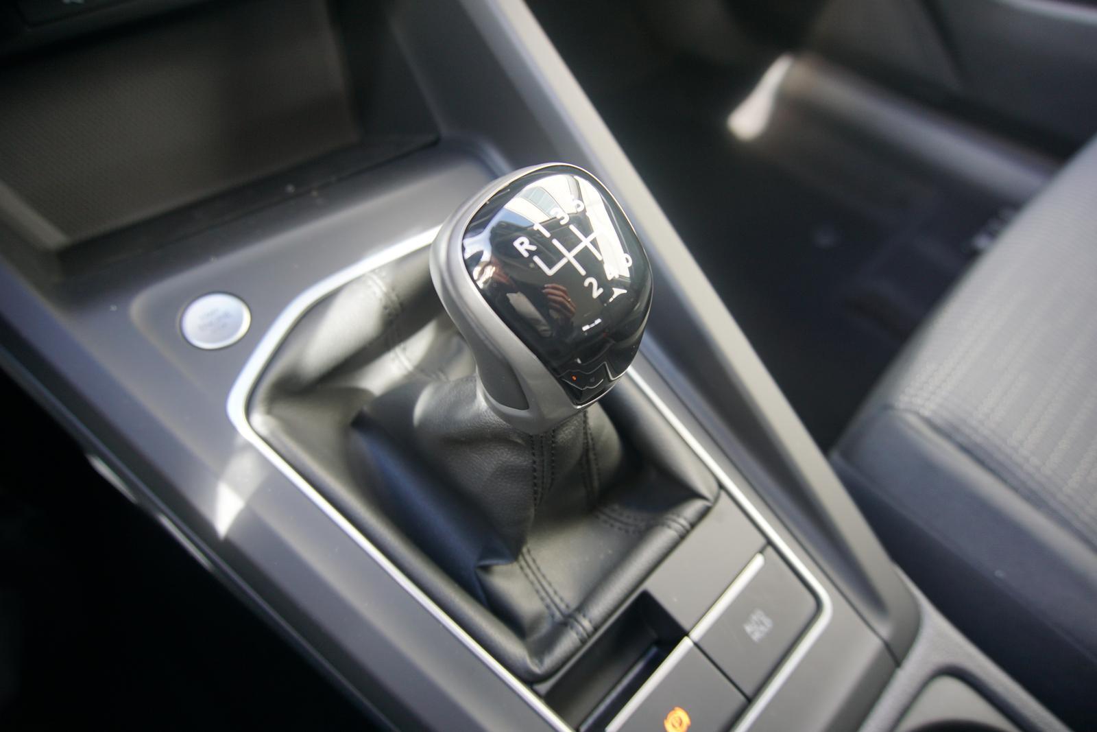 Volkswagen Golf 1.5TSI Navi/MirrorLi SHZ PDC Tempomat, миниатюра 11