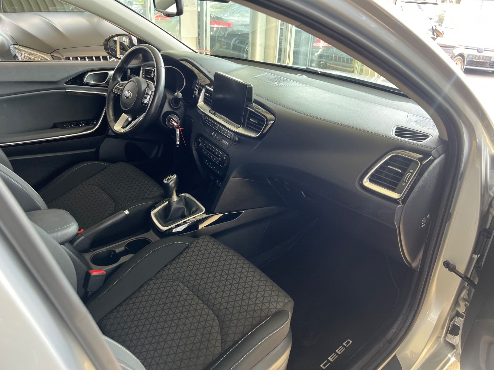Fahrzeugabbildung Kia cee'd / Ceed Vision *LED*NAVI*CARPLAY*KAMERA*