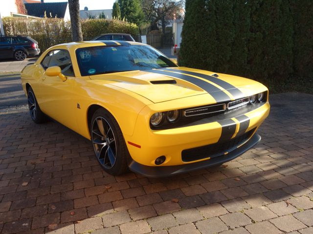 Dodge Challenger 6,4l Hemi 1.Hd, unfallfrei,Scheckheft