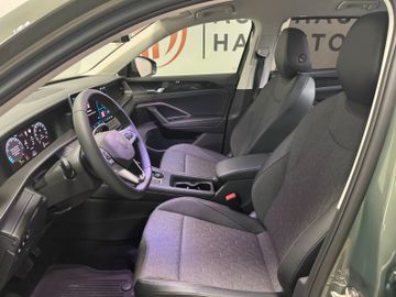 Fahrzeugverkauf 12 Volkswagen Tayron 1.5 eTSI 110 kW Life 7-Sitze AHK