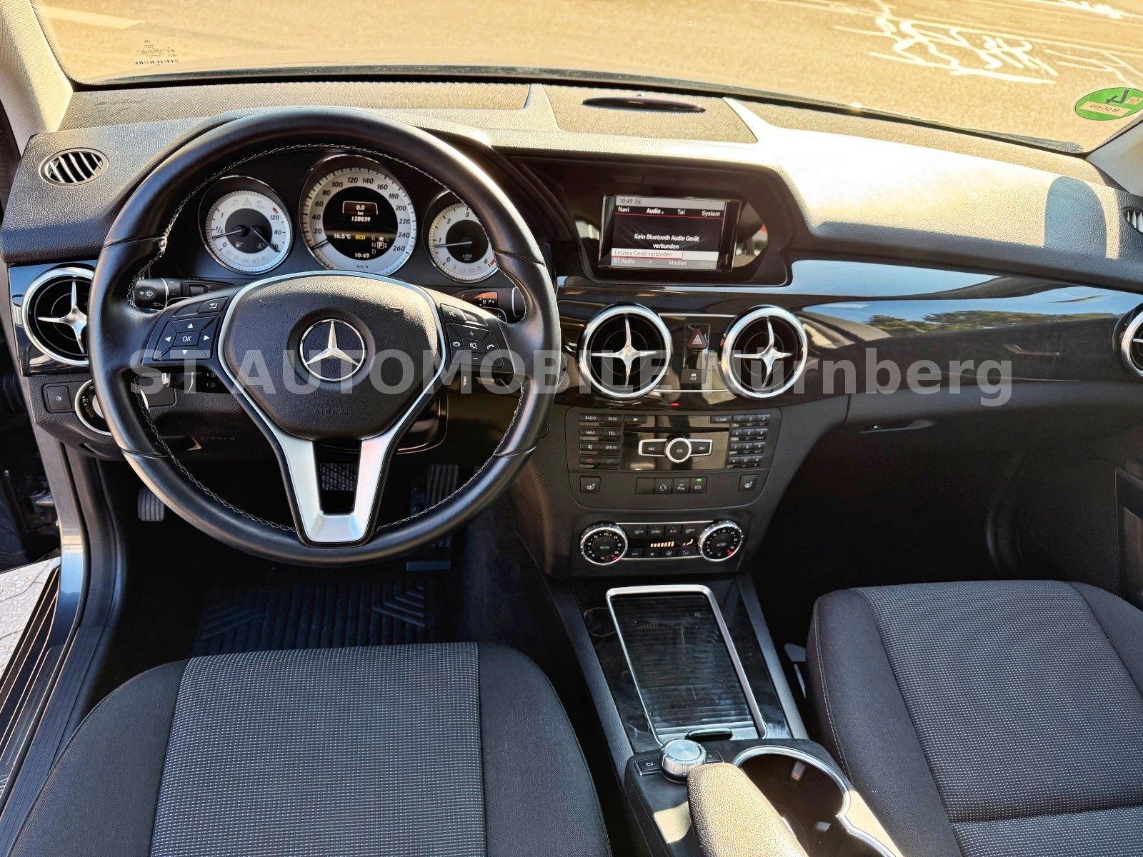 Mercedes-Benz GLK 200 CDI AUTOMATIK*KAMERA*PANORAMA*TEMPO*PDC*