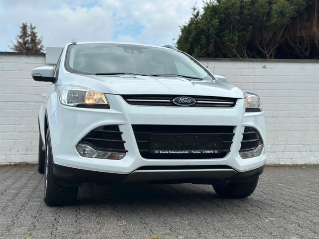 Ford Kuga Titanium Totwinkel Spurhalteassistent