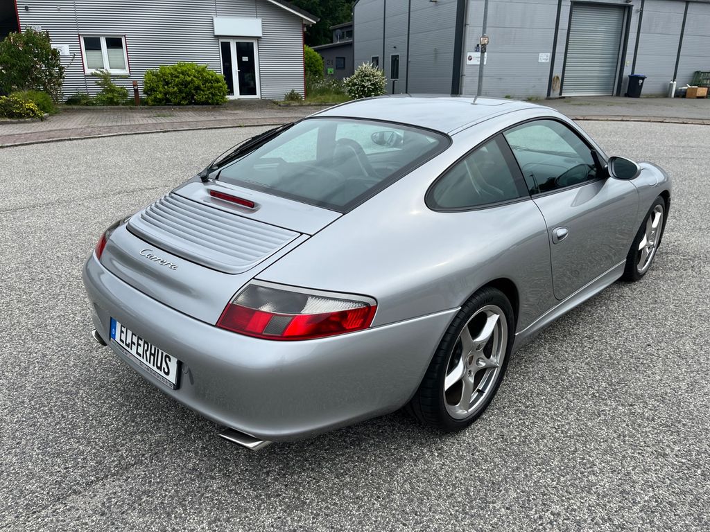 PORSCHE 911 996 Carrera Coupé Jubiläumsmodell Deutsch PORSCHE 911 996 Carrera Coupé Jubiläumsmodell Deutsch