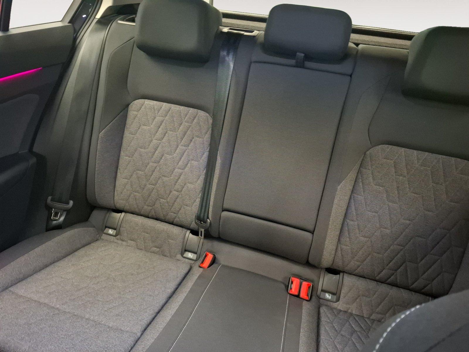 Volkswagen Golf VIII Move 2.0 TDI AHK RFK Navi CarPlay, миниатюра 7