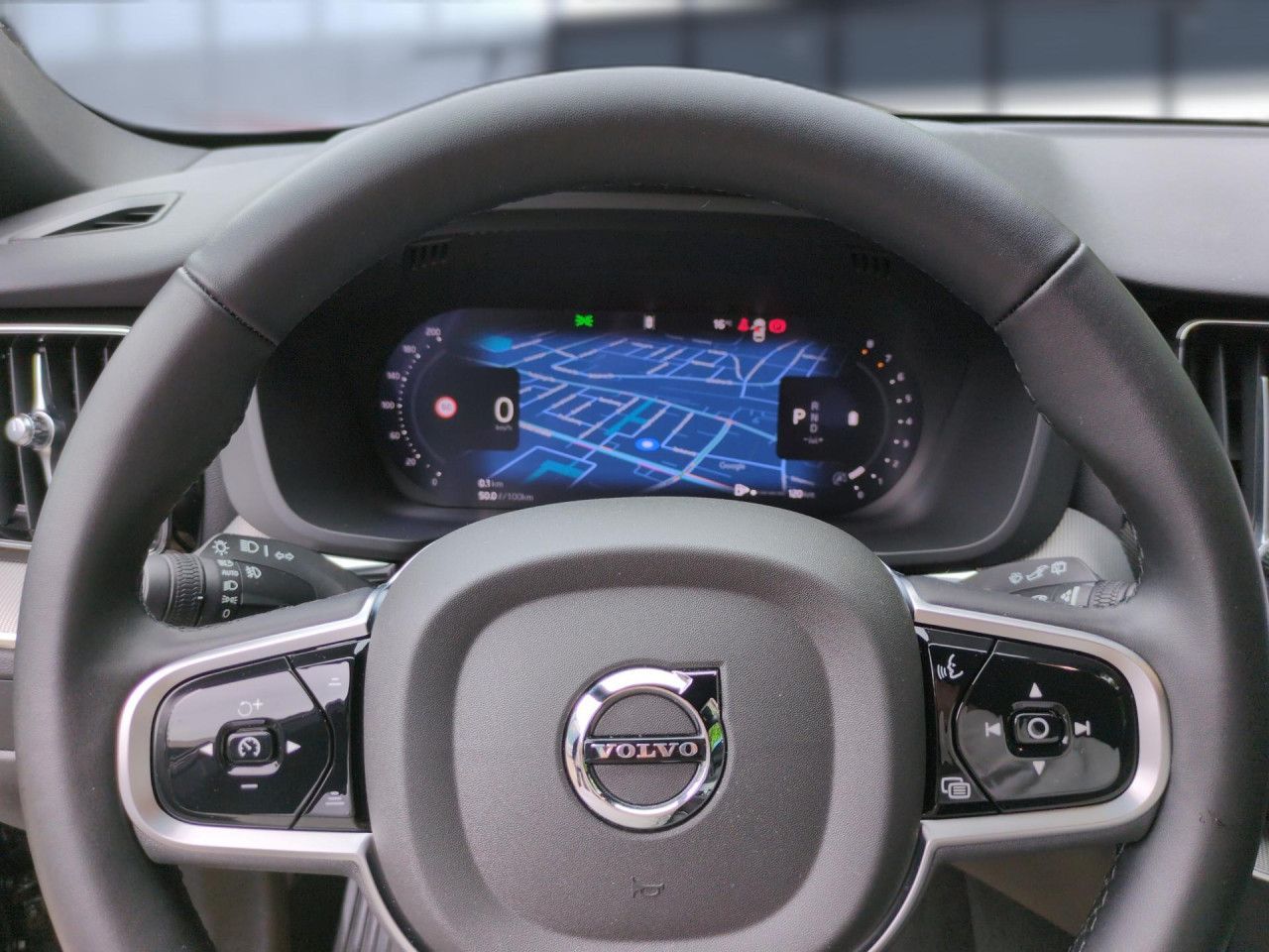 Volvo XC 60 Plus Dark AWD foto 15