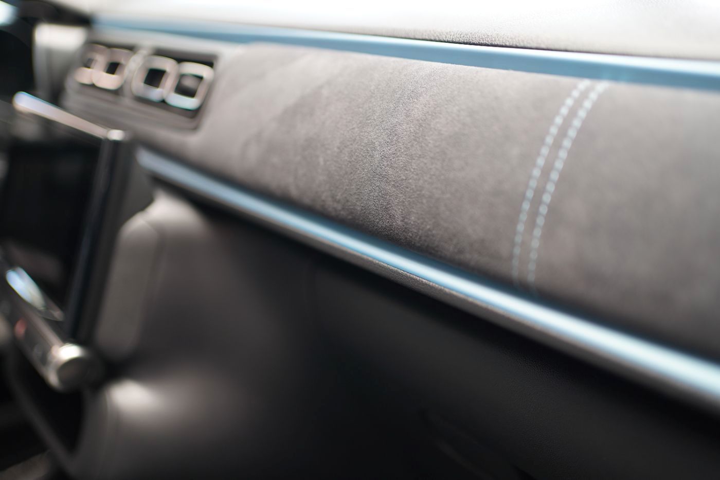 Fahrzeugabbildung Citroën C3 PureTech 110 Elle Klima Navi Sitzheizung