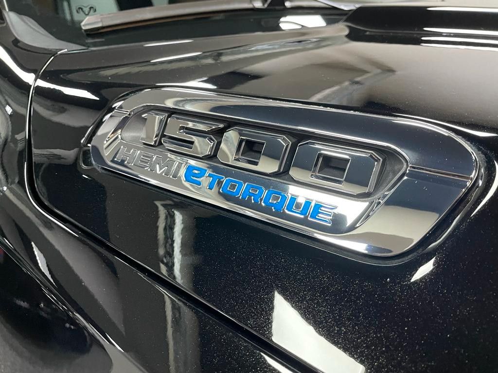 Fahrzeugabbildung Dodge RAM LONGHORN RAMBOX-TAILGATE-ETORQUE-HUD-ACC