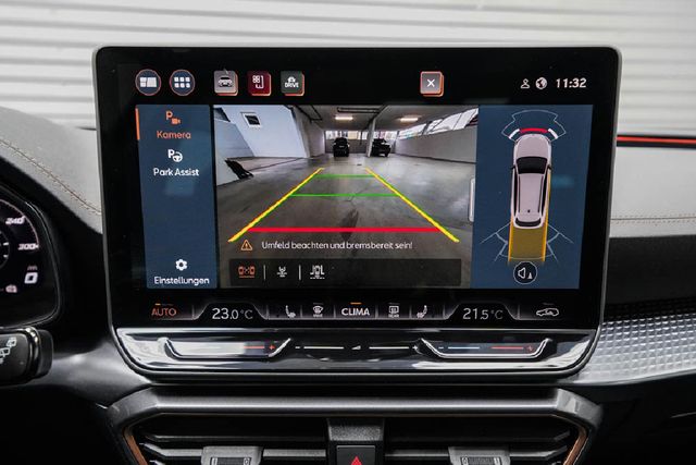 Leon VZ ST 2.0TSI 333PS DSG 4x4 PANO/AHK/NAV/ACC